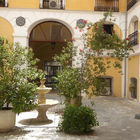 Hostal Huespedes Toledo Madri Exterior foto
