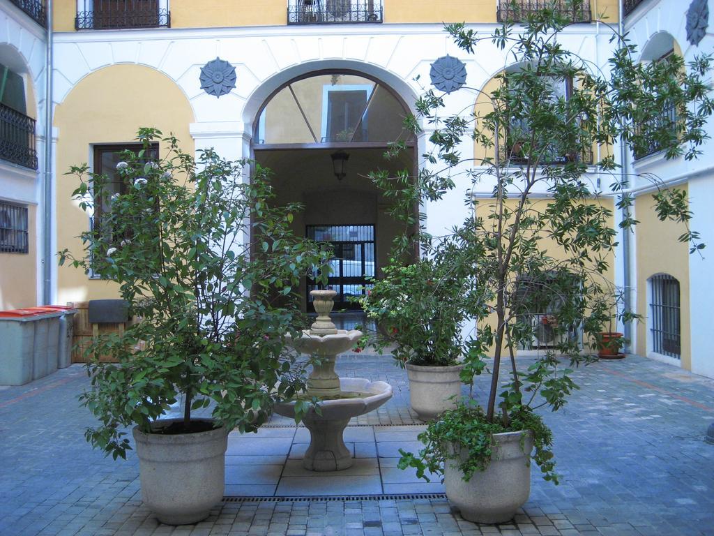 Hostal Huespedes Toledo Madri Exterior foto