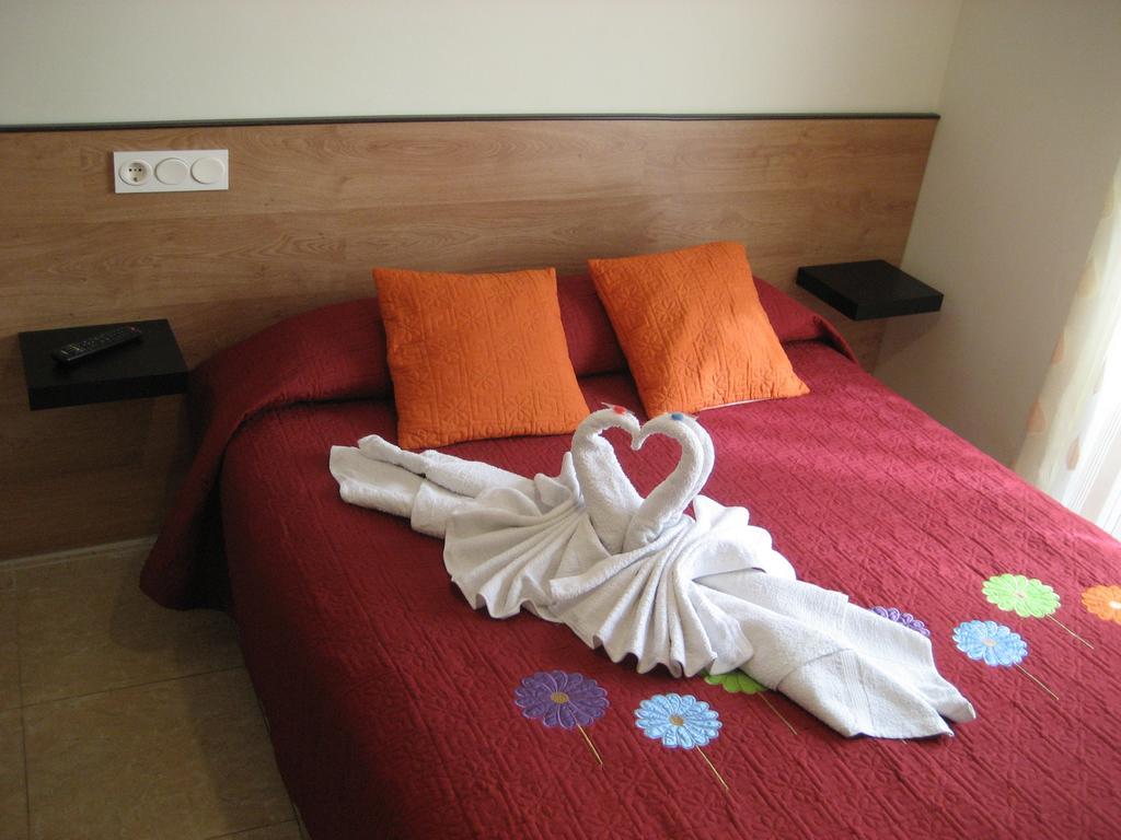 Hostal Huespedes Toledo Madri Quarto foto