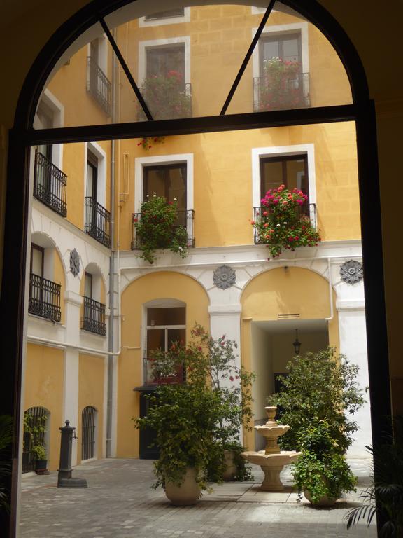 Hostal Huespedes Toledo Madri Exterior foto