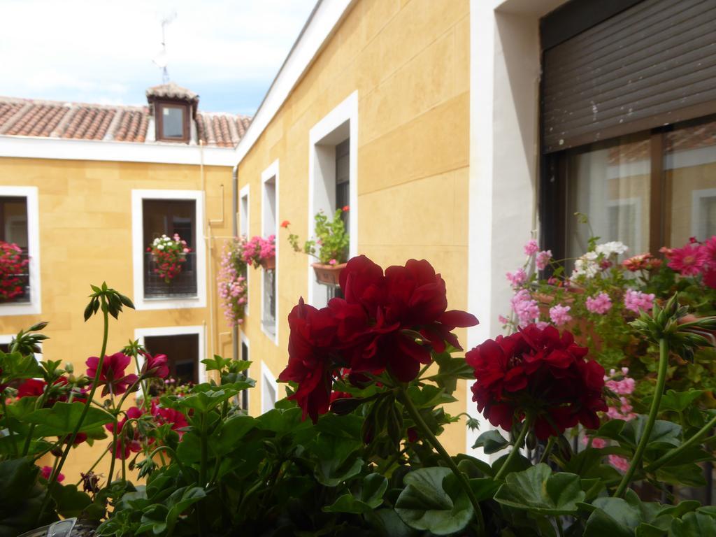 Hostal Huespedes Toledo Madri Exterior foto